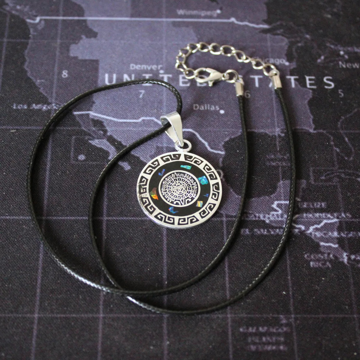 Dije Colgante Ópalo Sol Y Luna Plateado Calendario Azteca