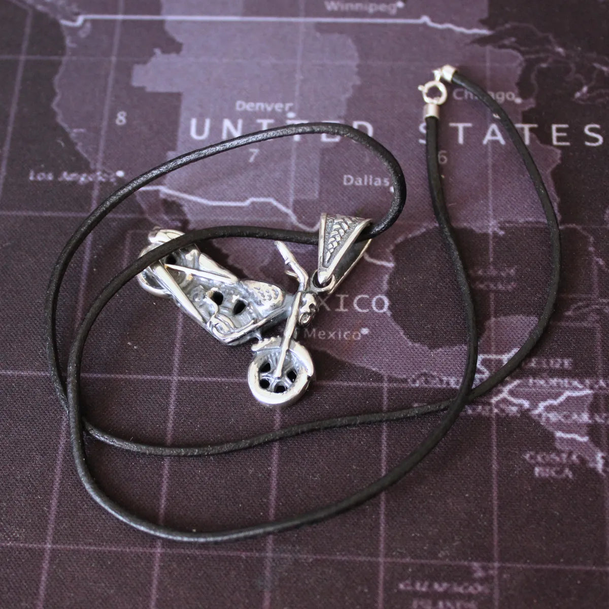 Dije Moto Chopper Calavera Plata 925 Hombre Cordón Piel Nice Plateado