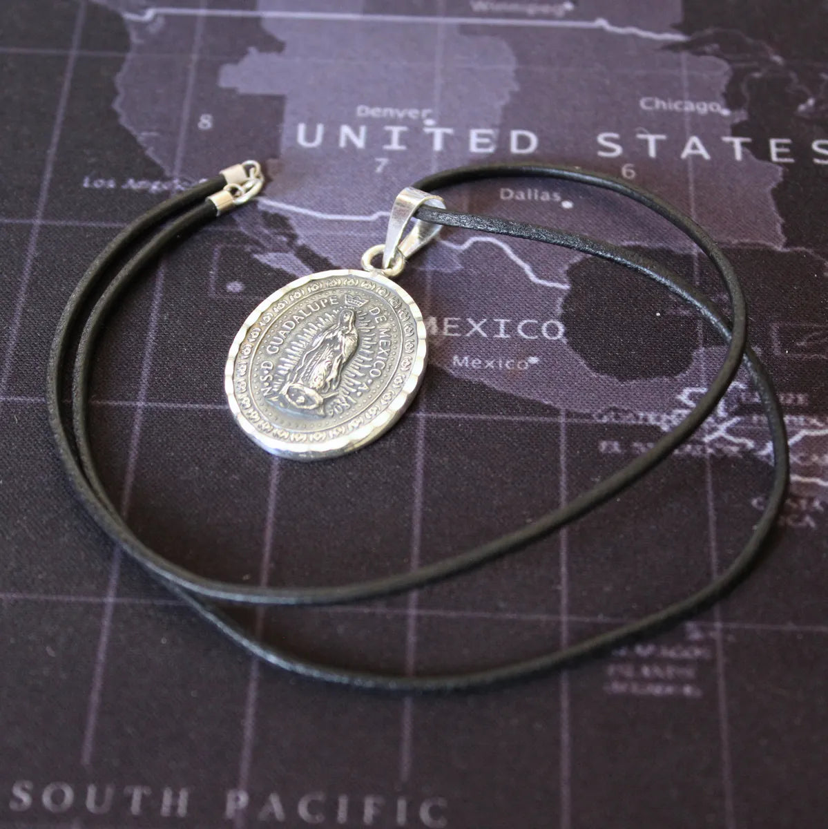 Dije Medallón Virgen Guadalupe Plata Fina 925