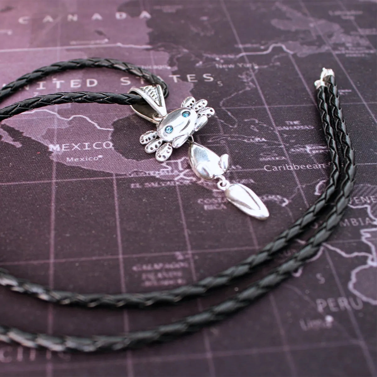 Dije Ajolote Movible Plata 925 Cordón Piel Joyería México