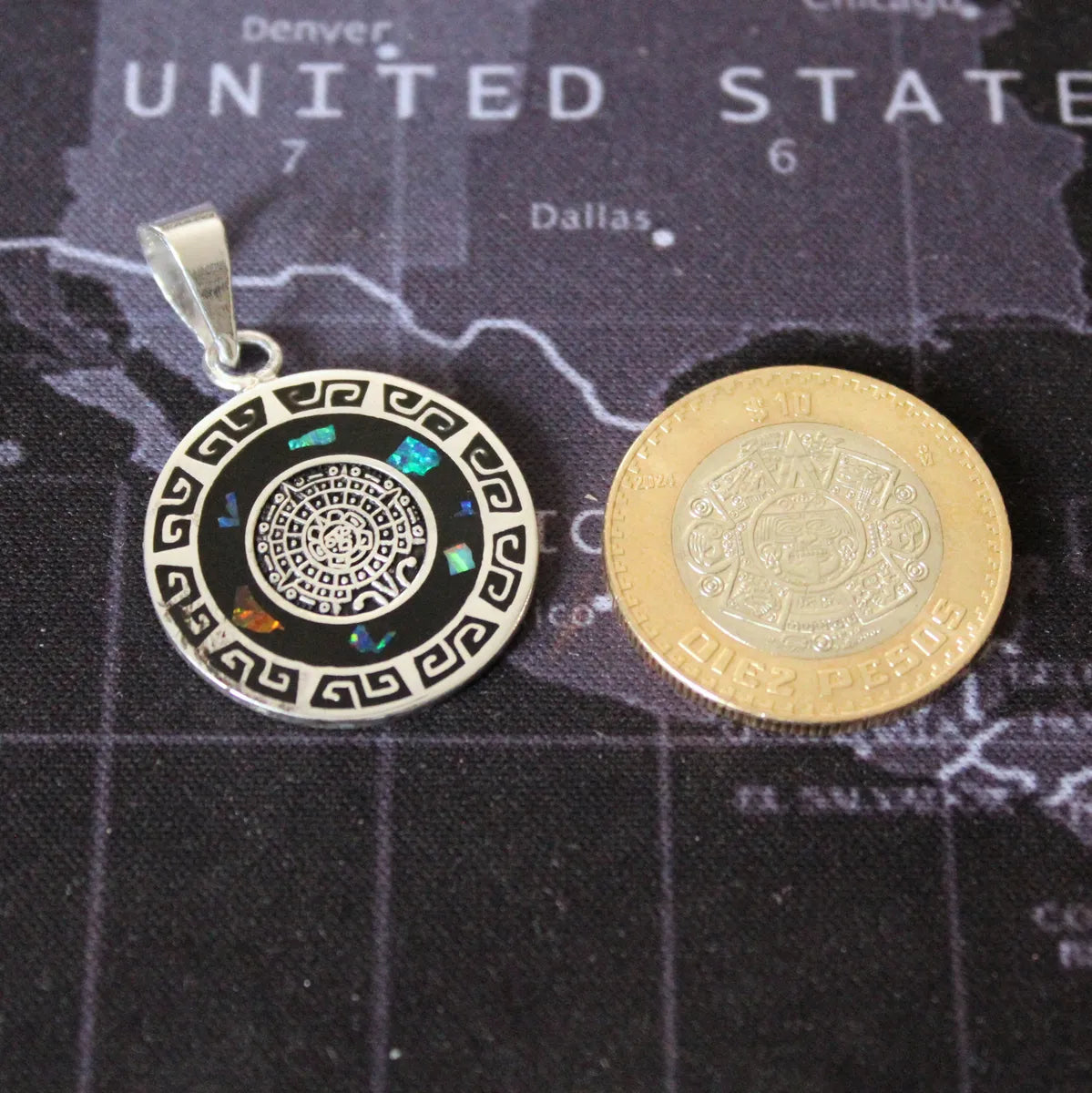 Dije Coatlicue Madre Dioses Aztecas Ópalo Plata Plateado