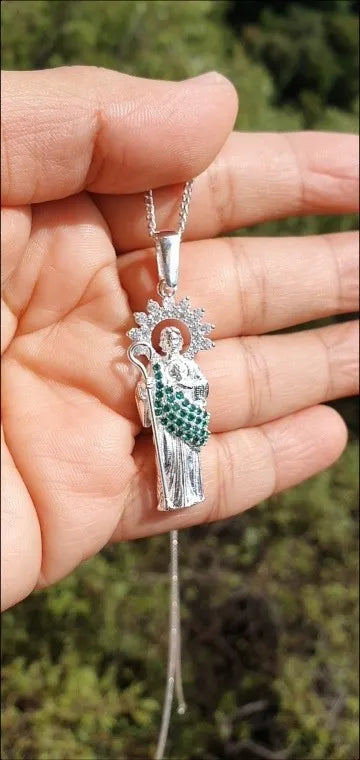 Dije San Judas Plata 925 Manto Esmeralda Zirconias Cadena