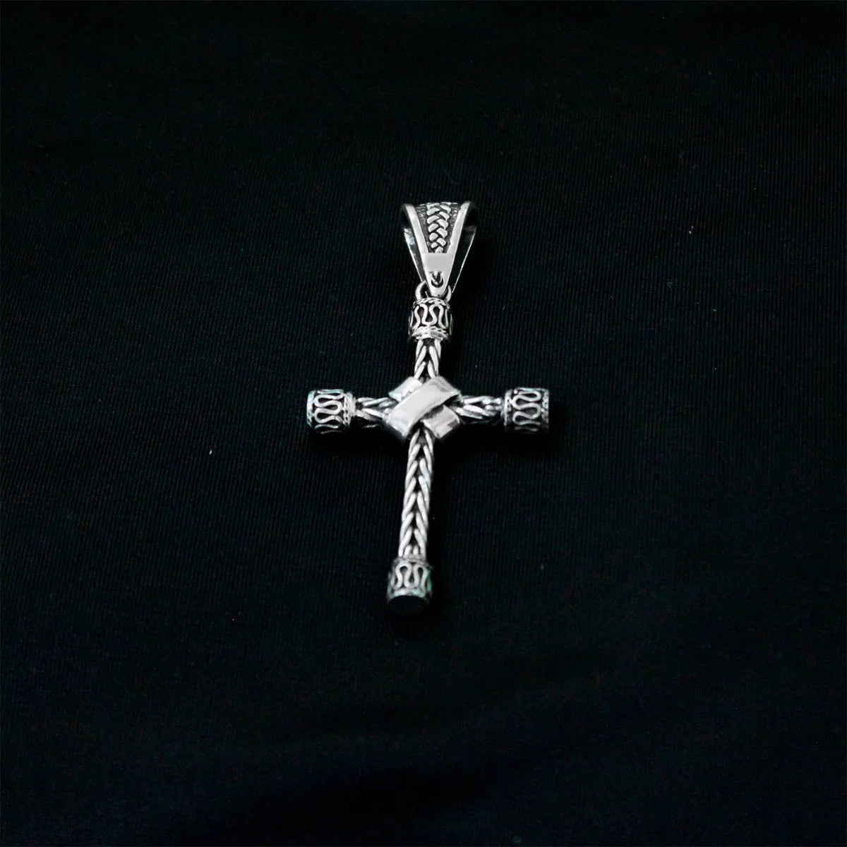 Dije Cruz Bali Plata 925 Unisex Cordón Piel Regalo Elegante