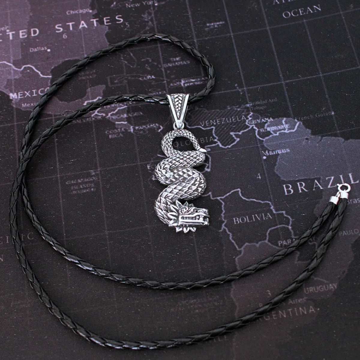 Dije Quetzalcóatl Plata 925 Serpiente Emplumada Cordón Piel