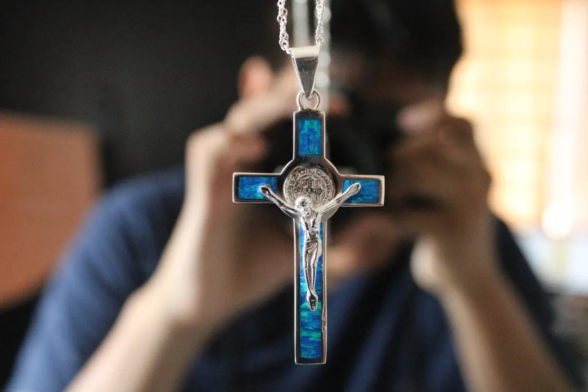 Dije Crucifijo San Benito Plata 925 Ópalo Cadena Hombre Nice - Azul Rey